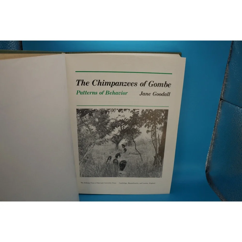 The Chimpanzees of Gombe Patterns of Behavior Jane Goodall 1986 Hardcover Book